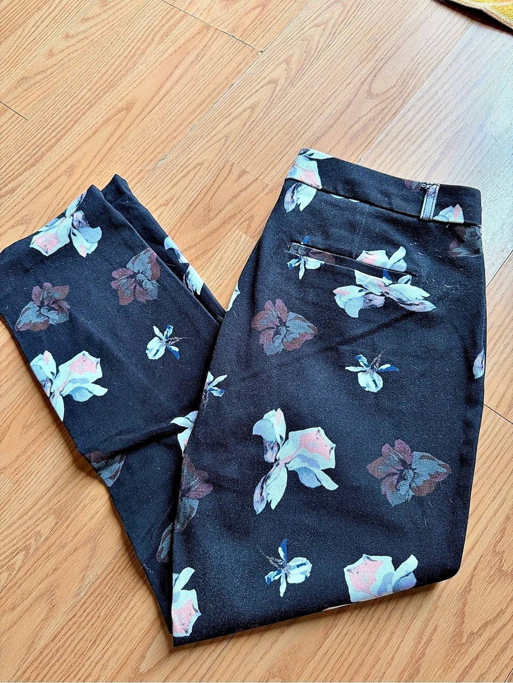 NWT Banana Republic Sloan Floral Trousers